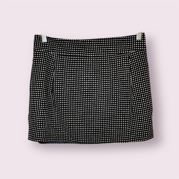 Club Monaco Polkadot Mini Skirt Wool & Angora Blend Black & White Size 0 - Picture 1 of 10
